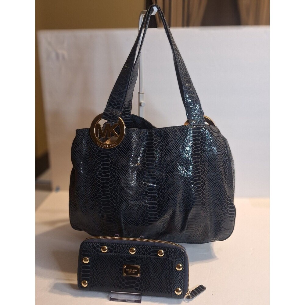 Michael Kors Snakeskin Embossed Set Purse And Wallet